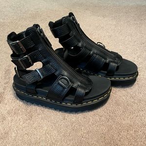 Olson Platform Sandal DR. MARTENS